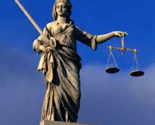Vrouwe Justitia en smart contracts.
