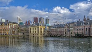 Het Binnenhof, uitleg blockchain pilots Rijksoverheid.